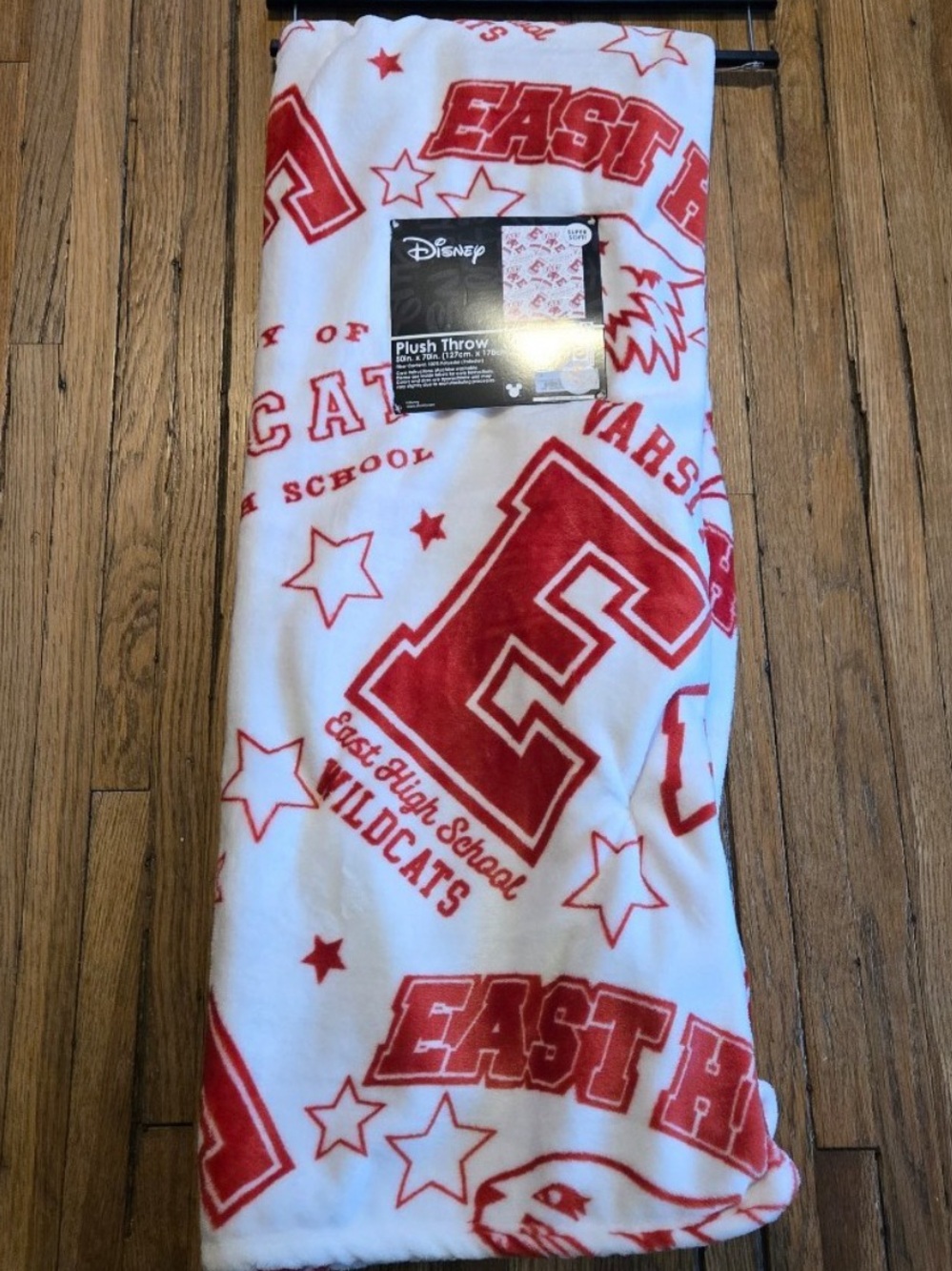 NWT viral 2026  Disney High School
Musical Plush Throw
Blanket